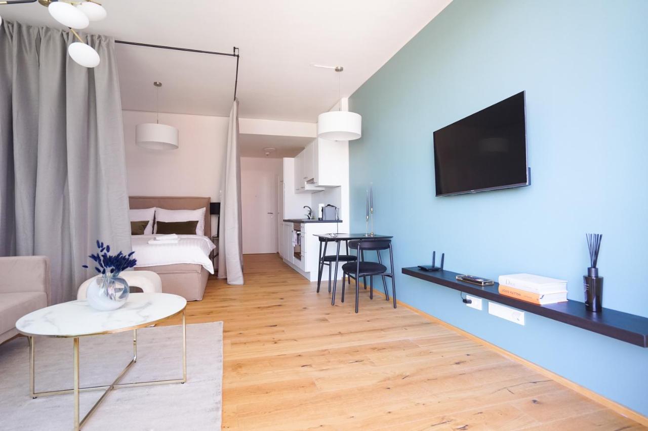 Boutique Studio With Terrace And Pool Vienna Exterior photo